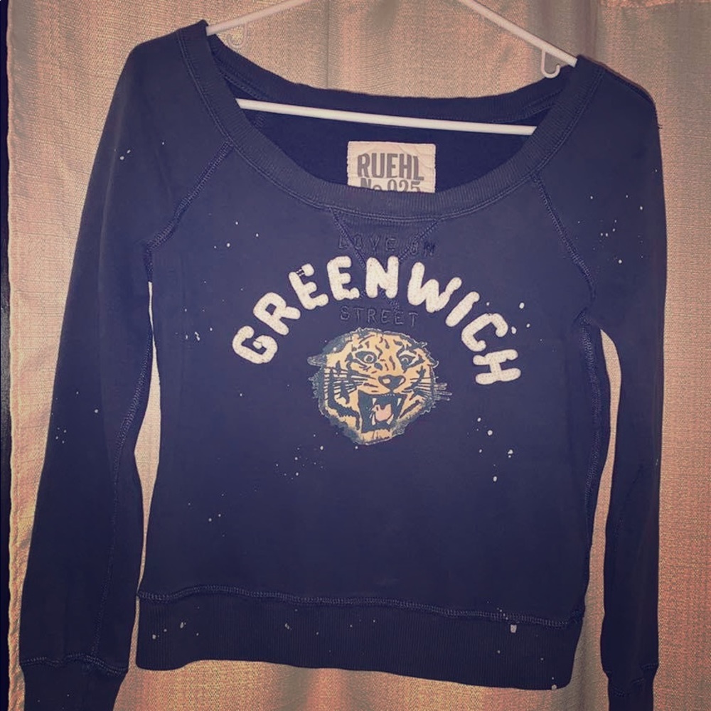 Ruehl No. 925 XS Distressed Sweatshirt